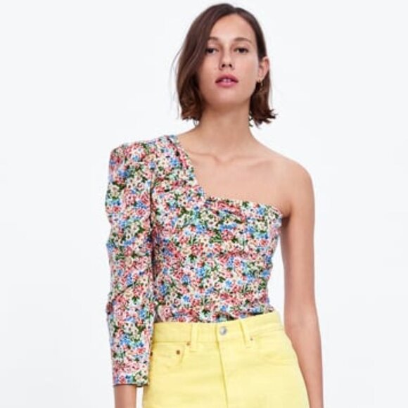 🦋 BLOGGERS FAVORITE 🦋 ZARA ASYMMETRICAL PRINTED TOP SIZE M - Picture 10 of 16